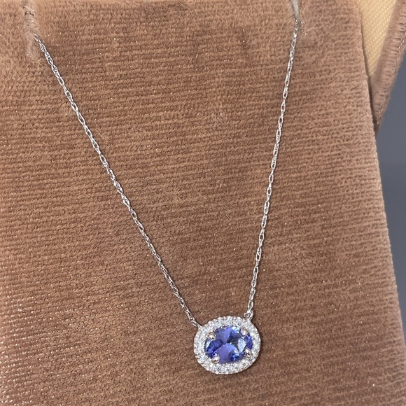 Solid 10K White Gold Natural Tanzanite Gem Faux Diamond Halo Necklace (not 14K) - Picture 3 of 13
